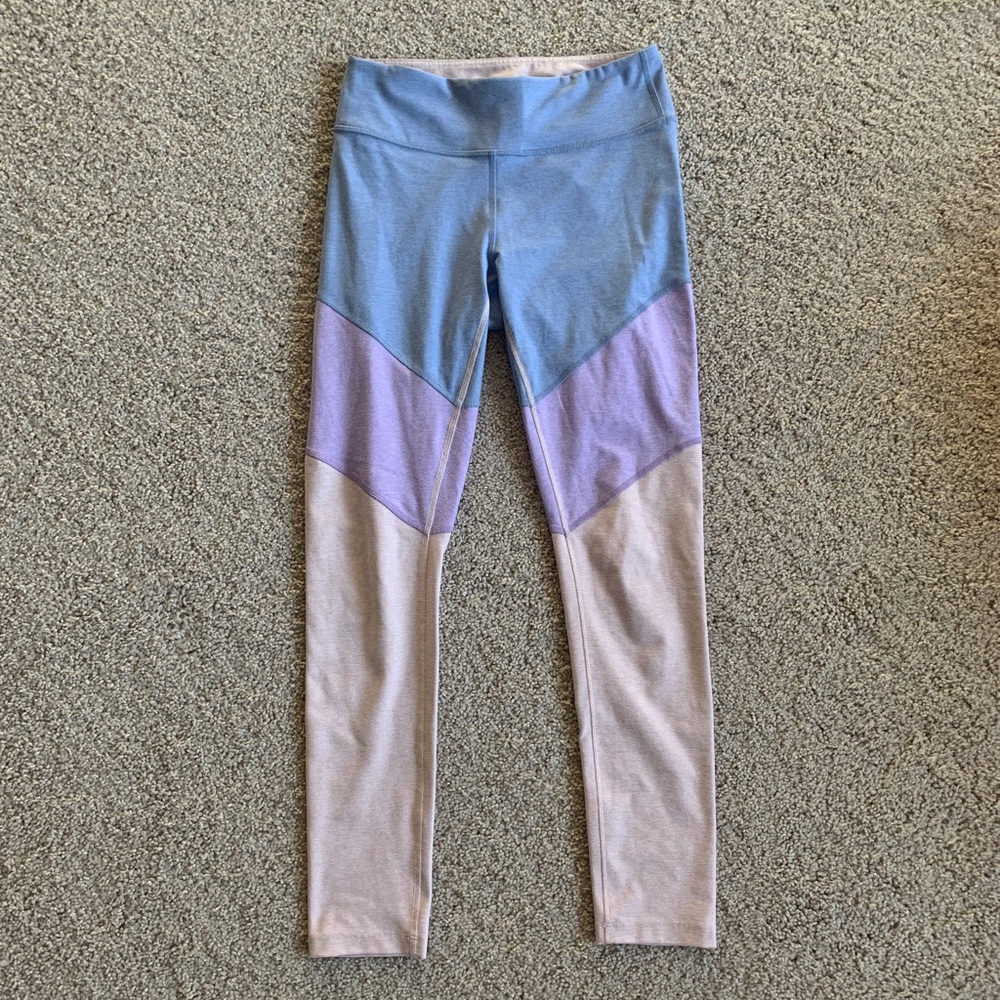 Outdoor Voices tri color leggings